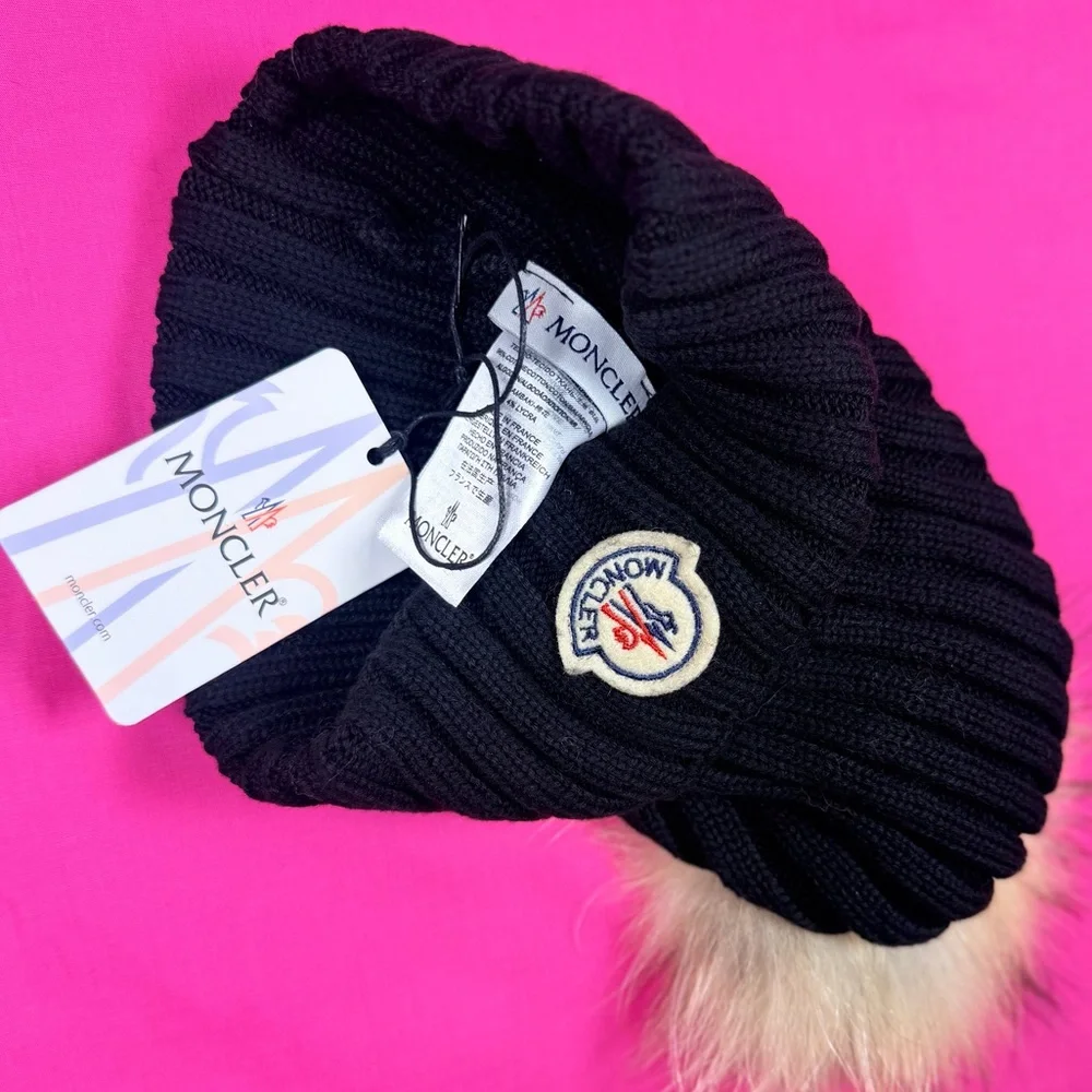 Moncler Women’s Black Knit Beanie w/ Pom Pom – New - Picture 3 of 4